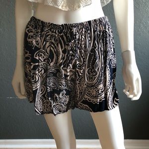 Boho Blue Cream Paisley Stretch Short Shorts 2XL